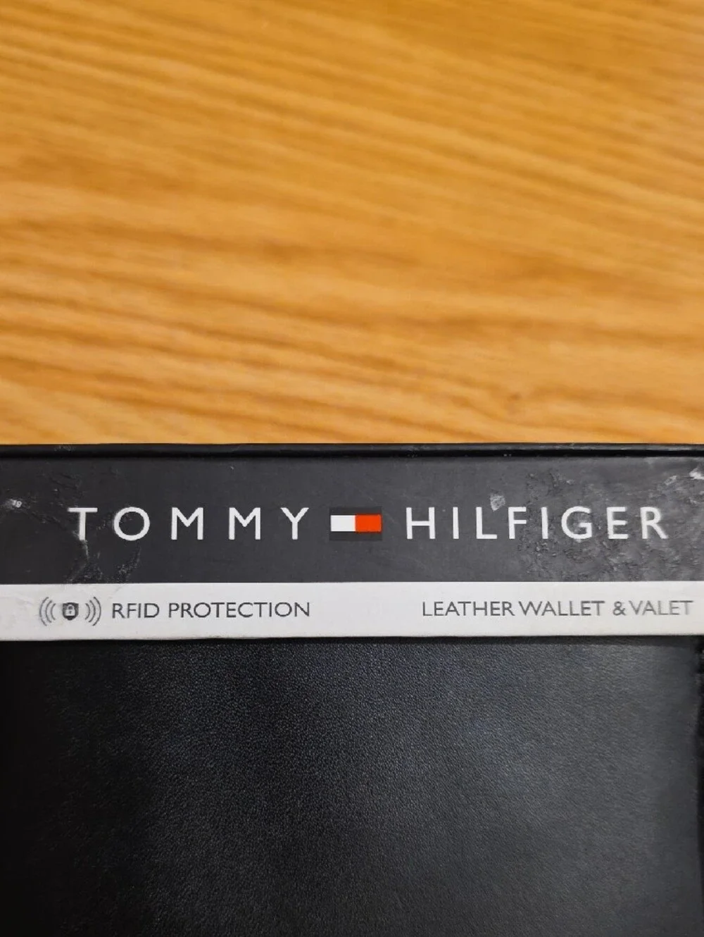 Tommy Hilfiger Black Leather Wallet
